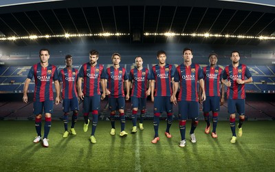 乐竞电竞动态-拉波尔特训练中练瑜伽